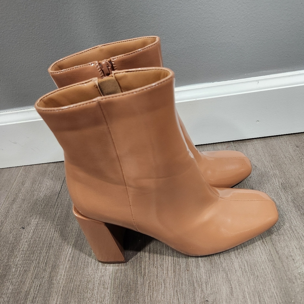 SHEIN Block Heel Booties in Camel